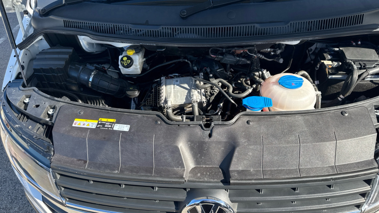 Volkswagen Transporter T32 Swb Diesel 2.0 TDI 110 Highline Kombi Van